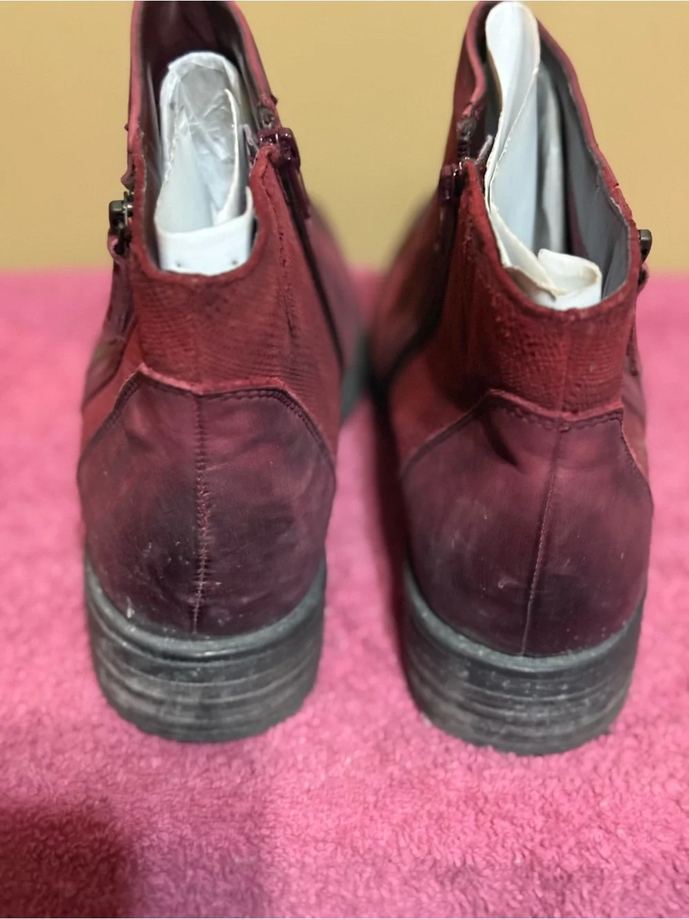 Burgundy women distressed zipper booties